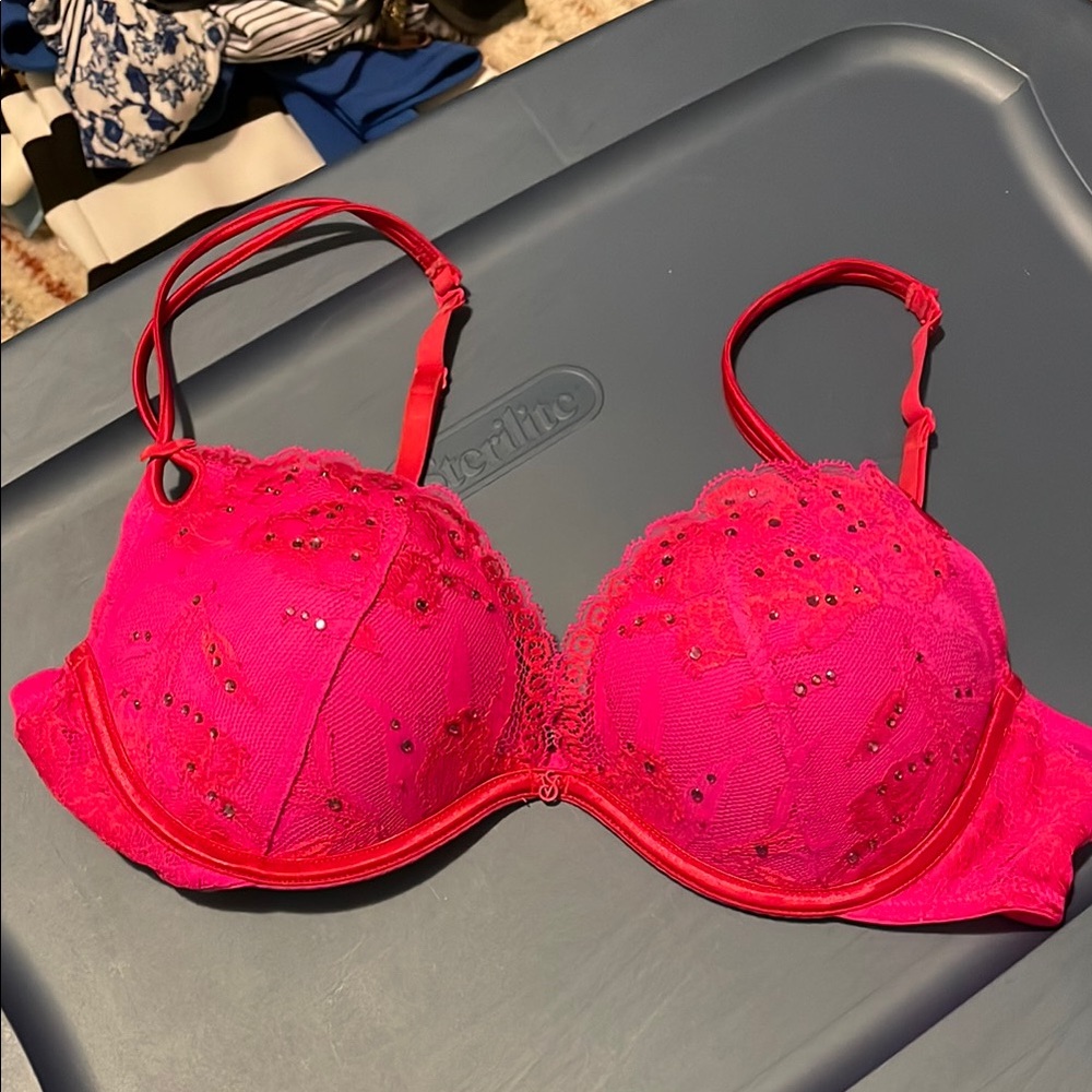 Victoria's Secret Pink Lace Bra Intimates
